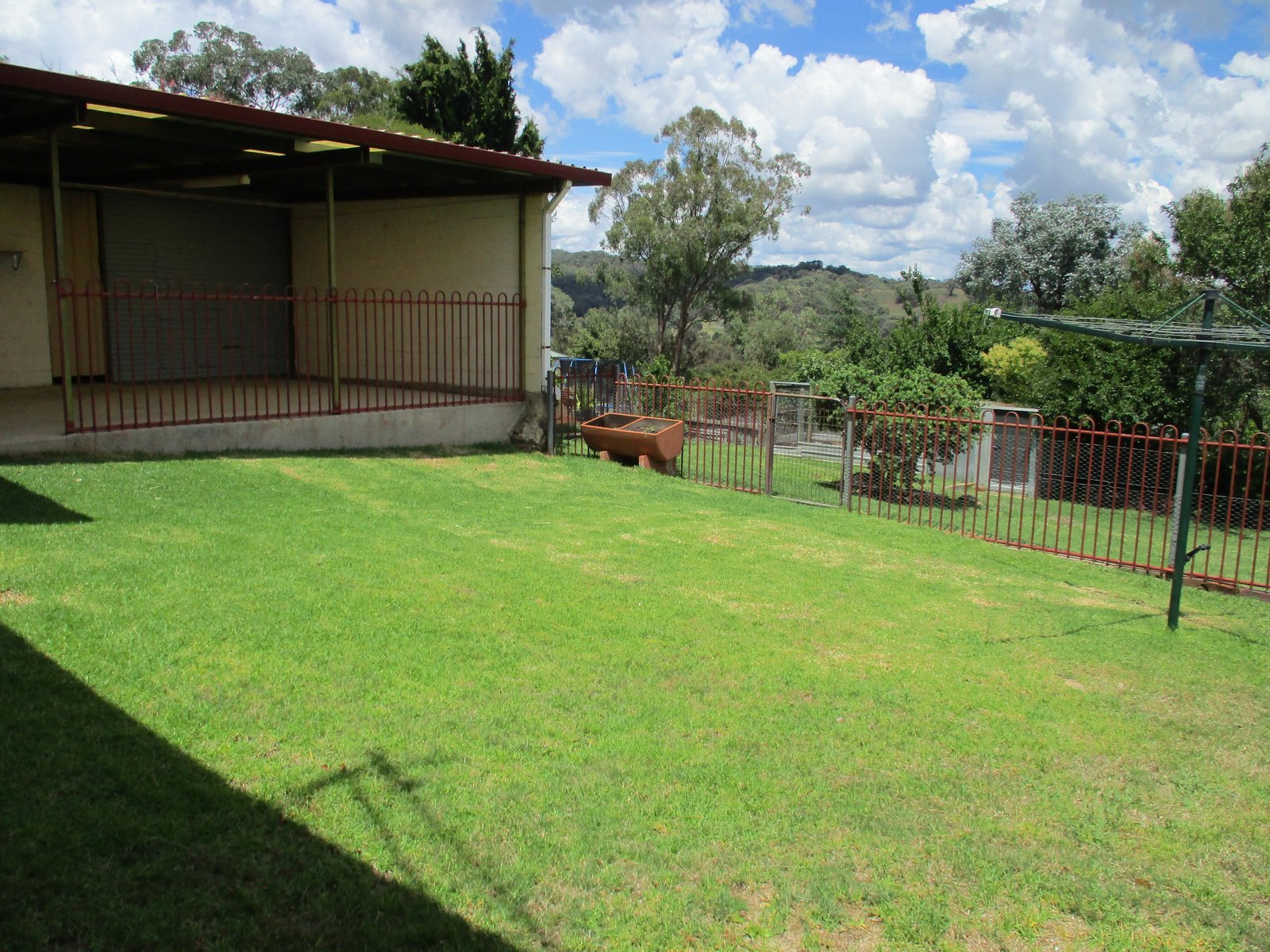 53 Dalhunty Street TUMUT 8