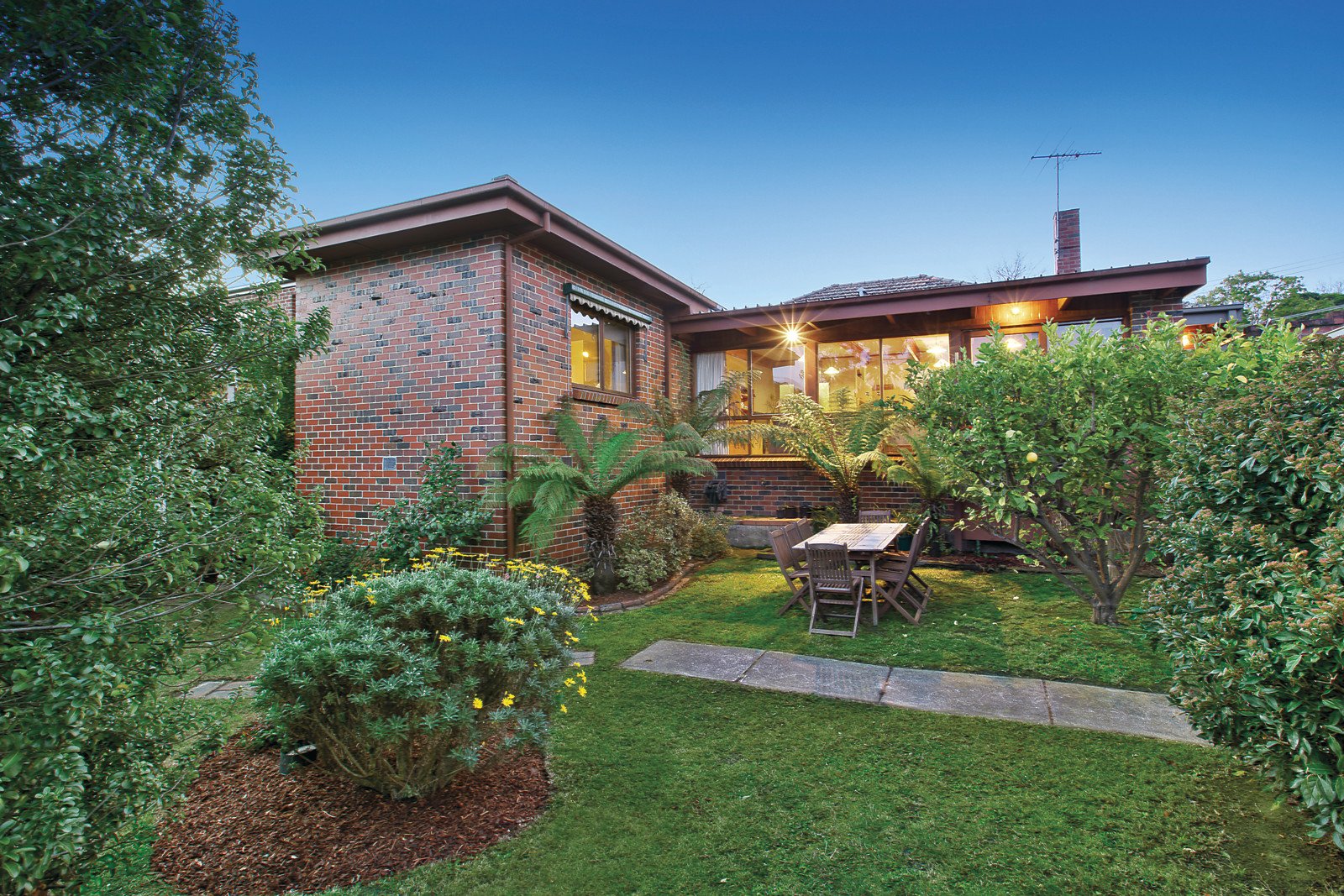 53 Dent Street, Ashburton, VIC