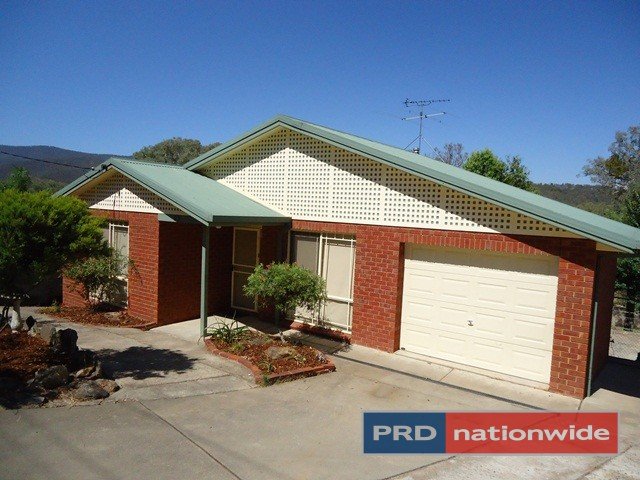 53 Elphick Street TUMUT 1