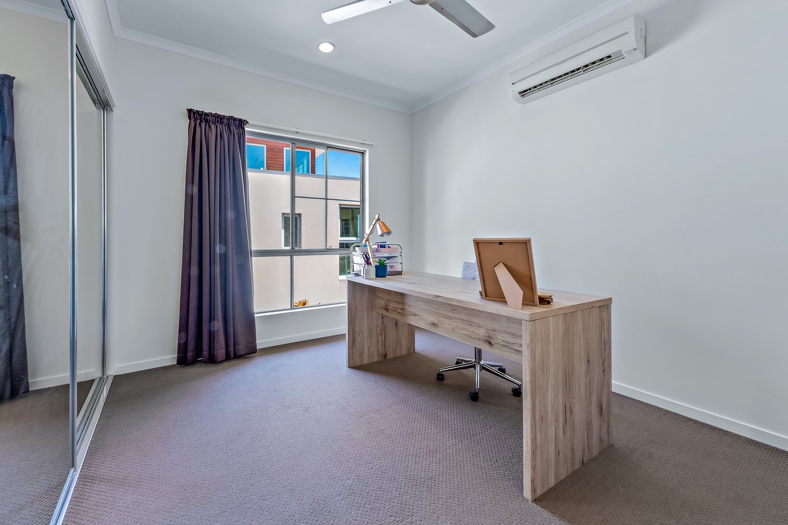 53 Eshelby Drive CANNONVALE 13