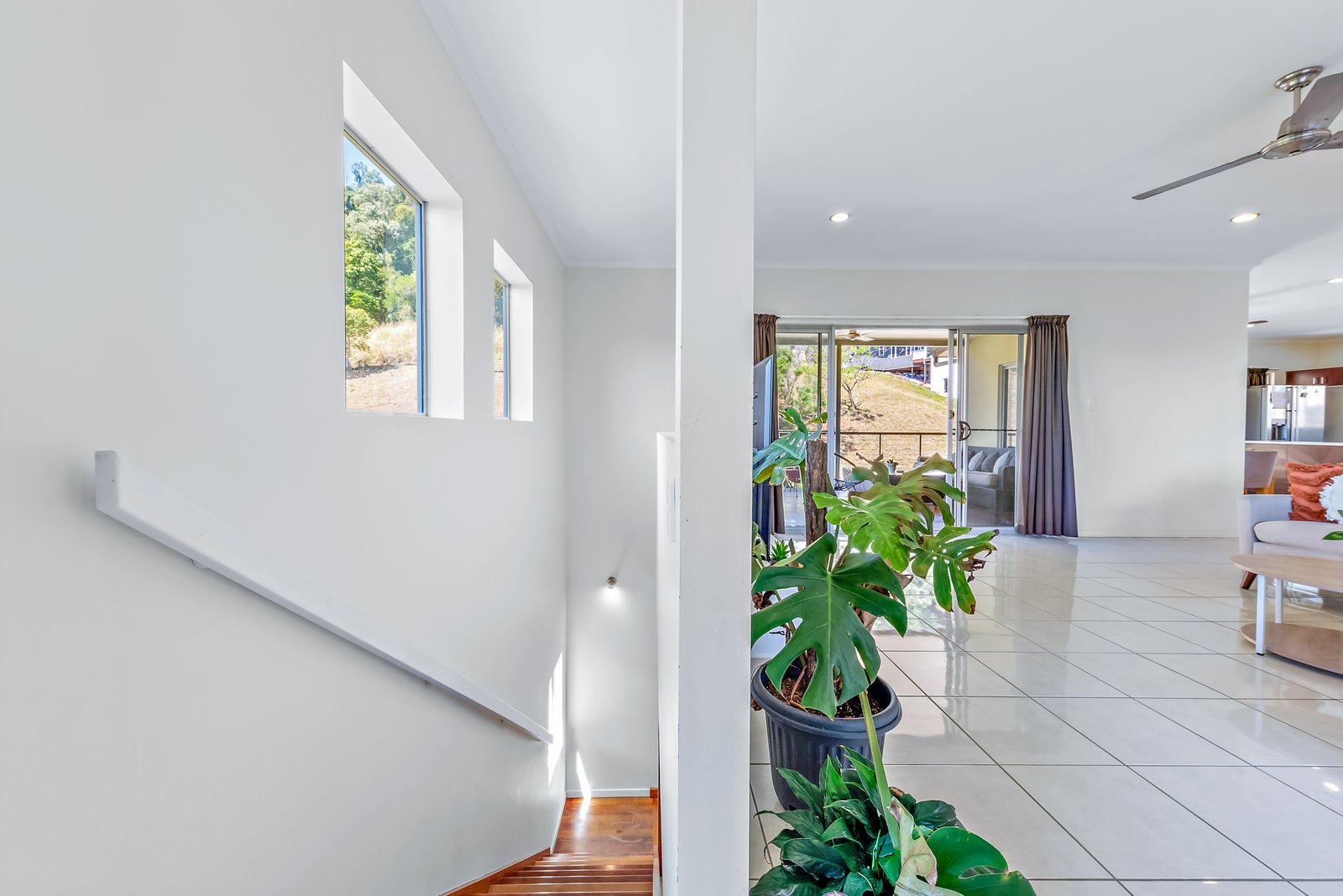 53 Eshelby Drive CANNONVALE 14