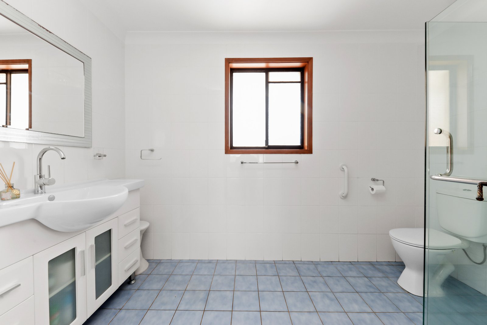 53 Eucla Crescent MALABAR 12