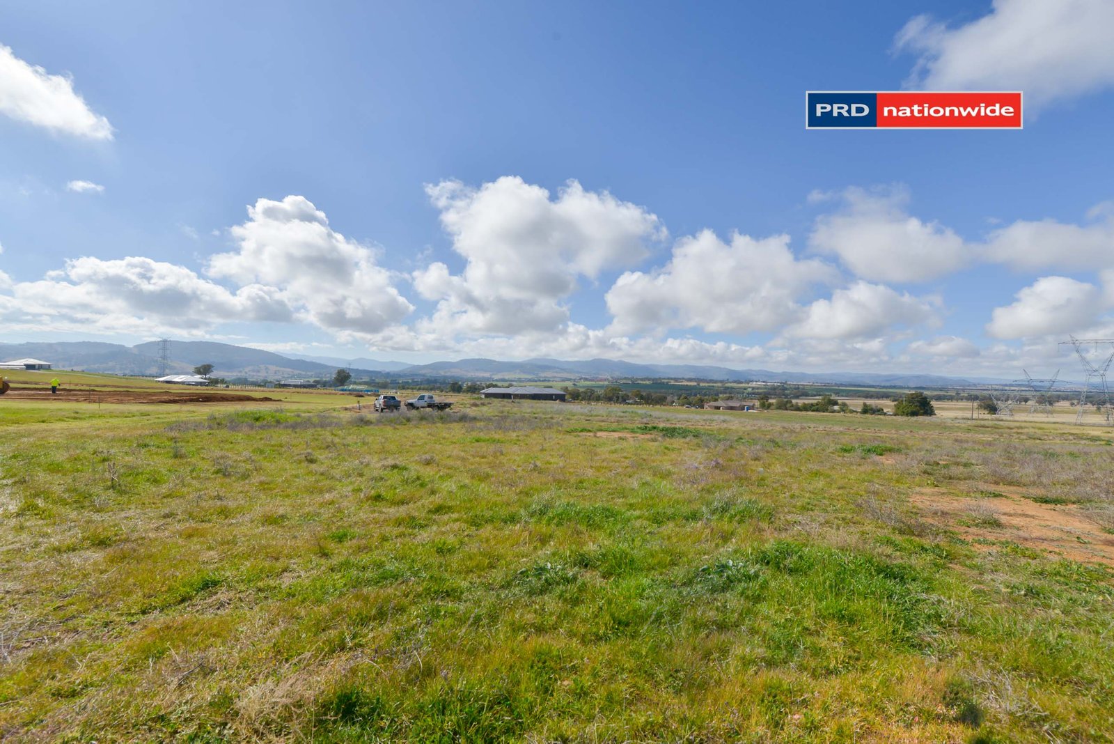53 Falcon Drive TAMWORTH 8