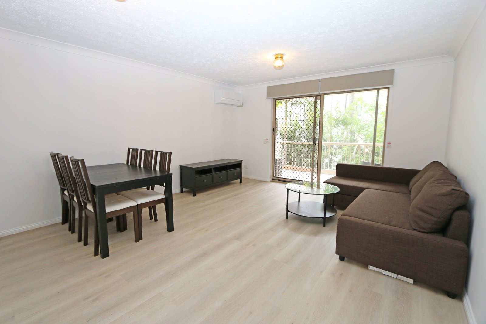 5/3 Garden Street SOUTHPORT 4