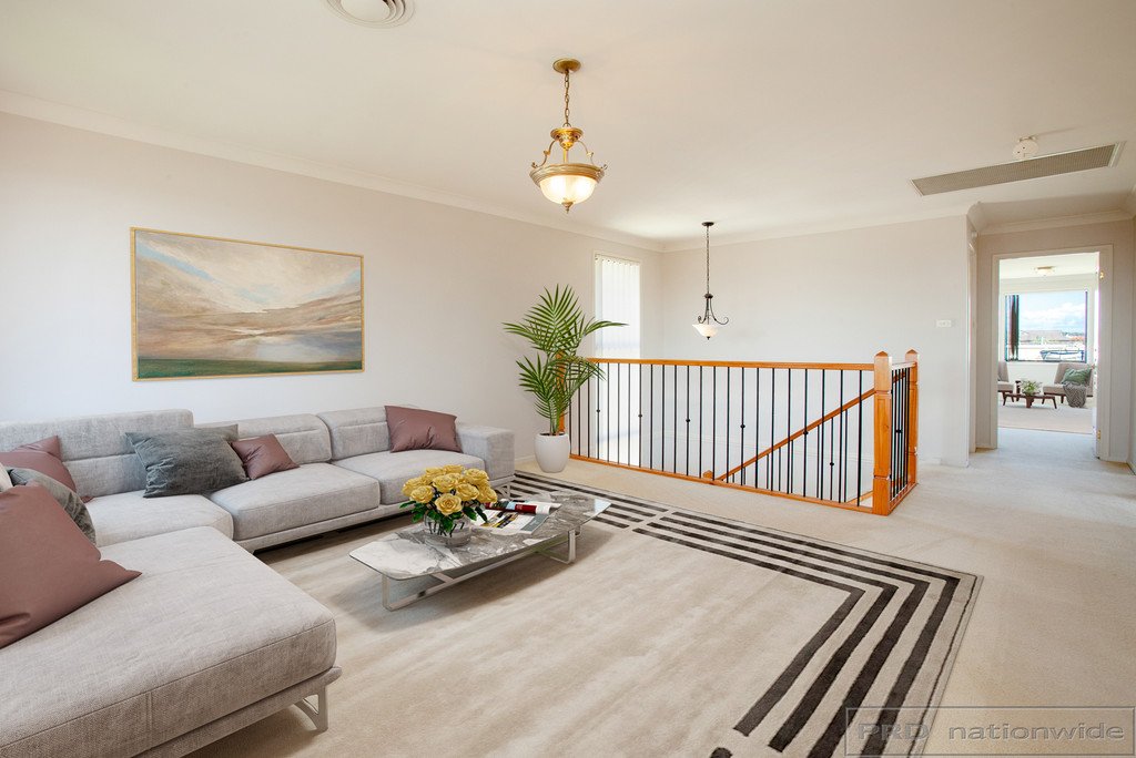 53 Golden Wattle Crescent THORNTON 8