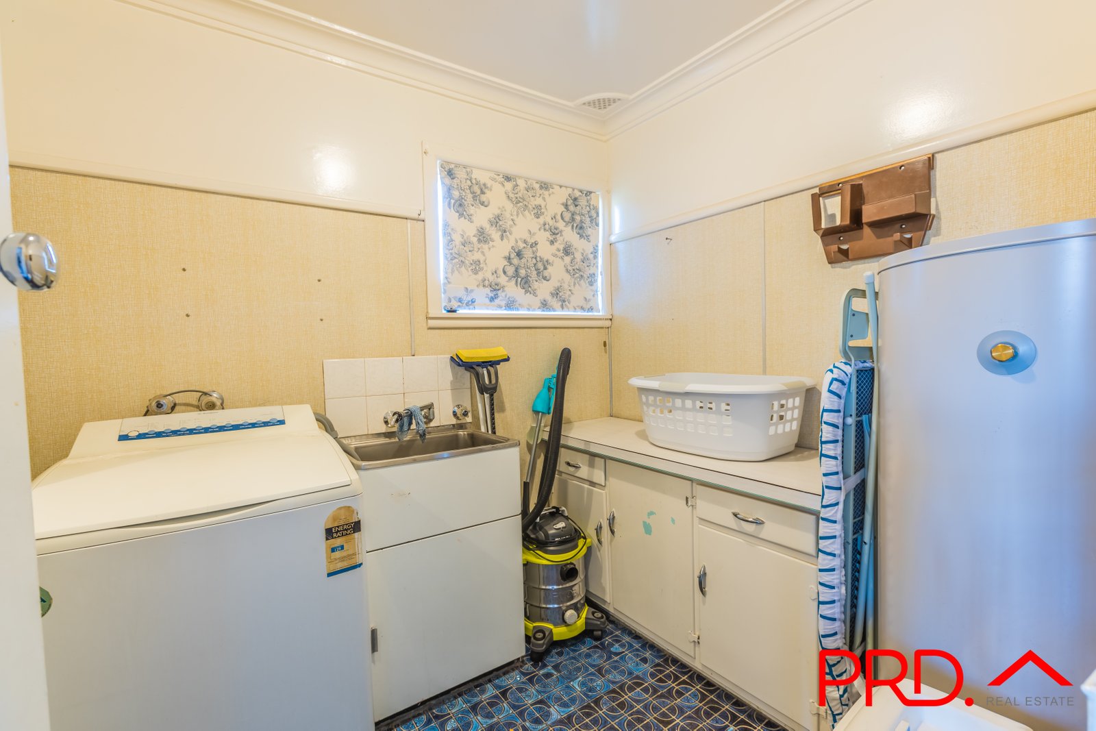 53 Hillvue Road TAMWORTH 17