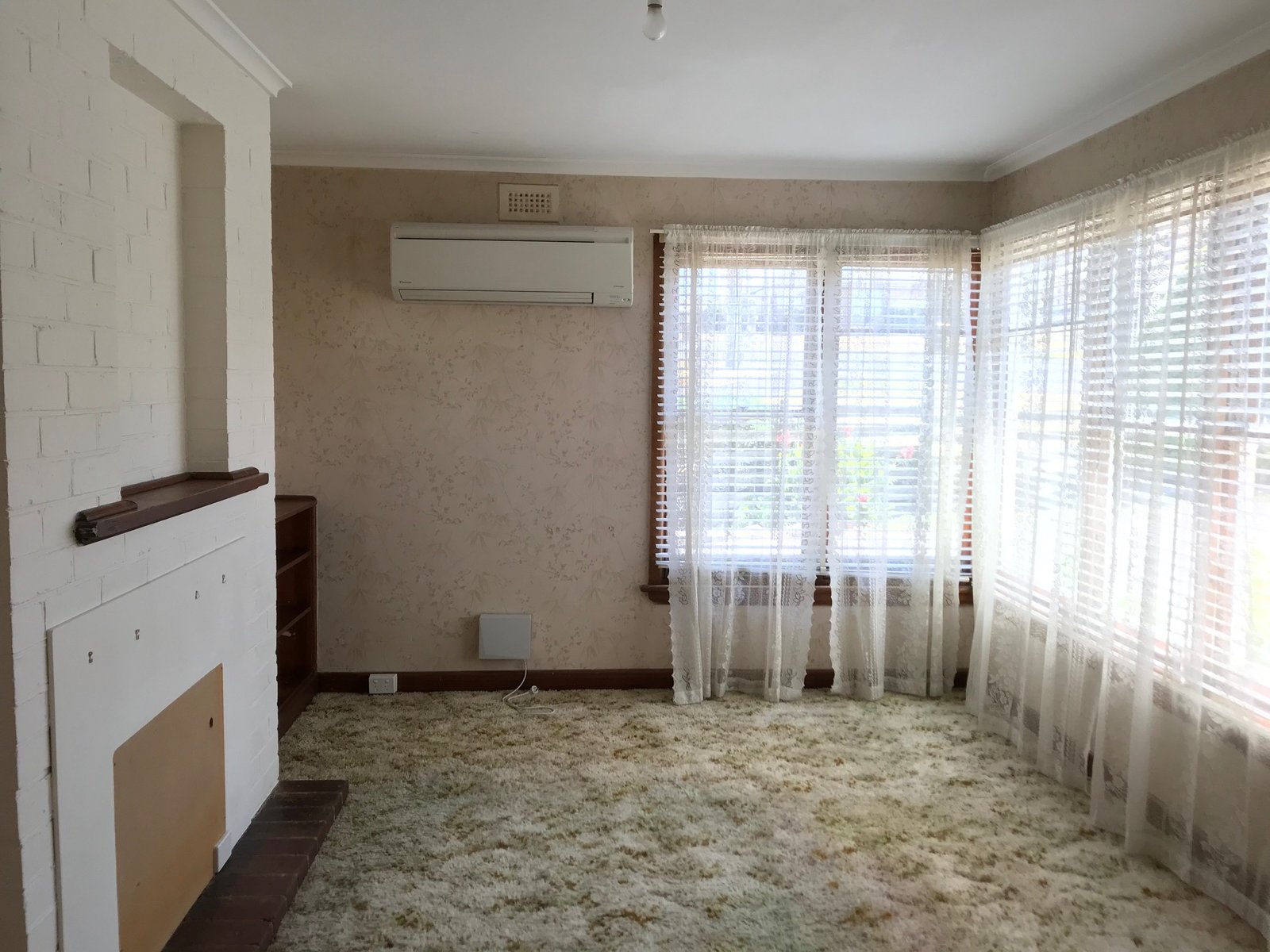 53 Hilton Road CLAREMONT 3