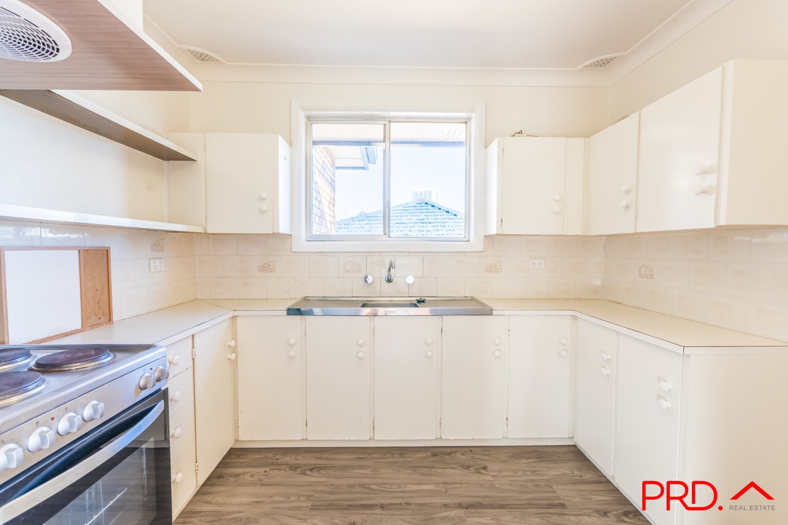 53 Hyman Street TAMWORTH 10