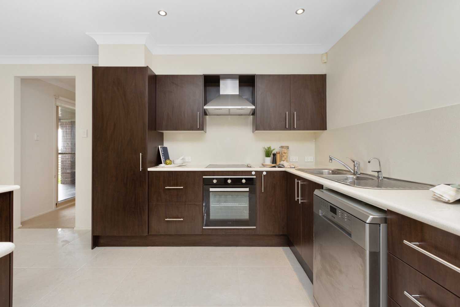 53 Jenna Drive RAWORTH 7