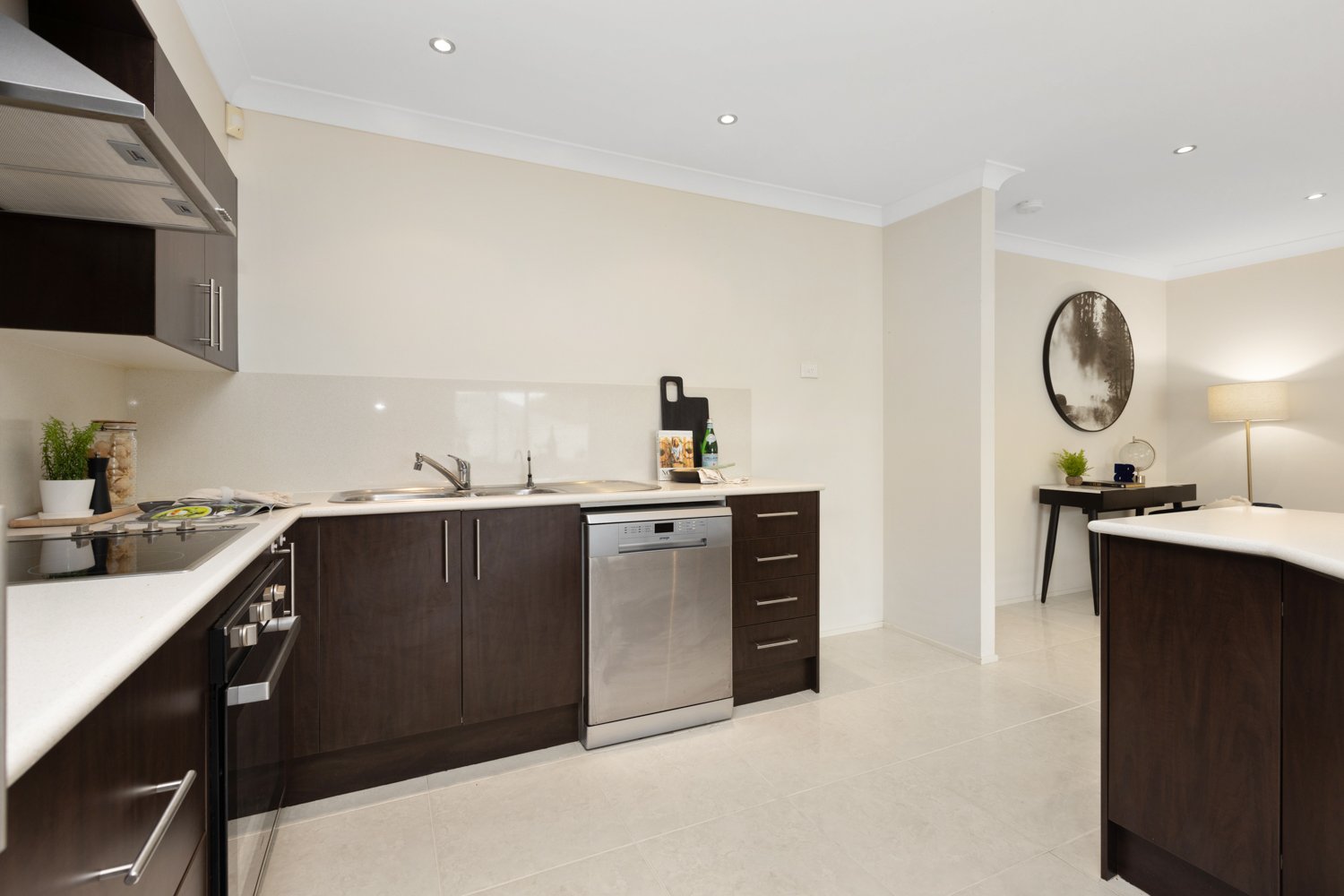 53 Jenna Drive RAWORTH 8