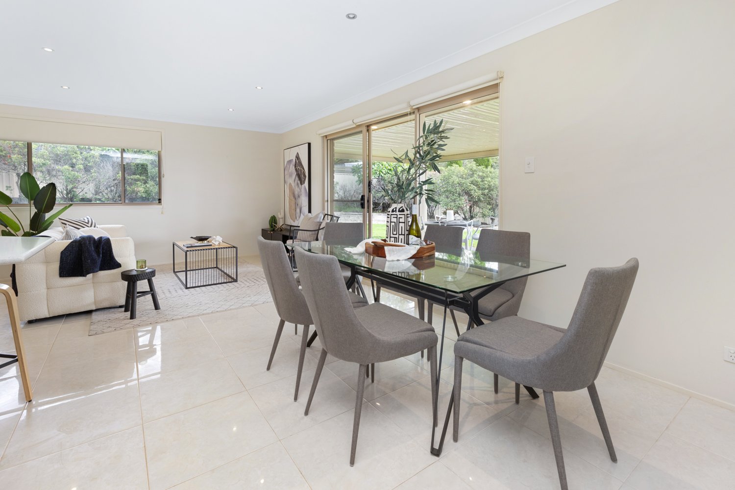 53 Jenna Drive RAWORTH 11