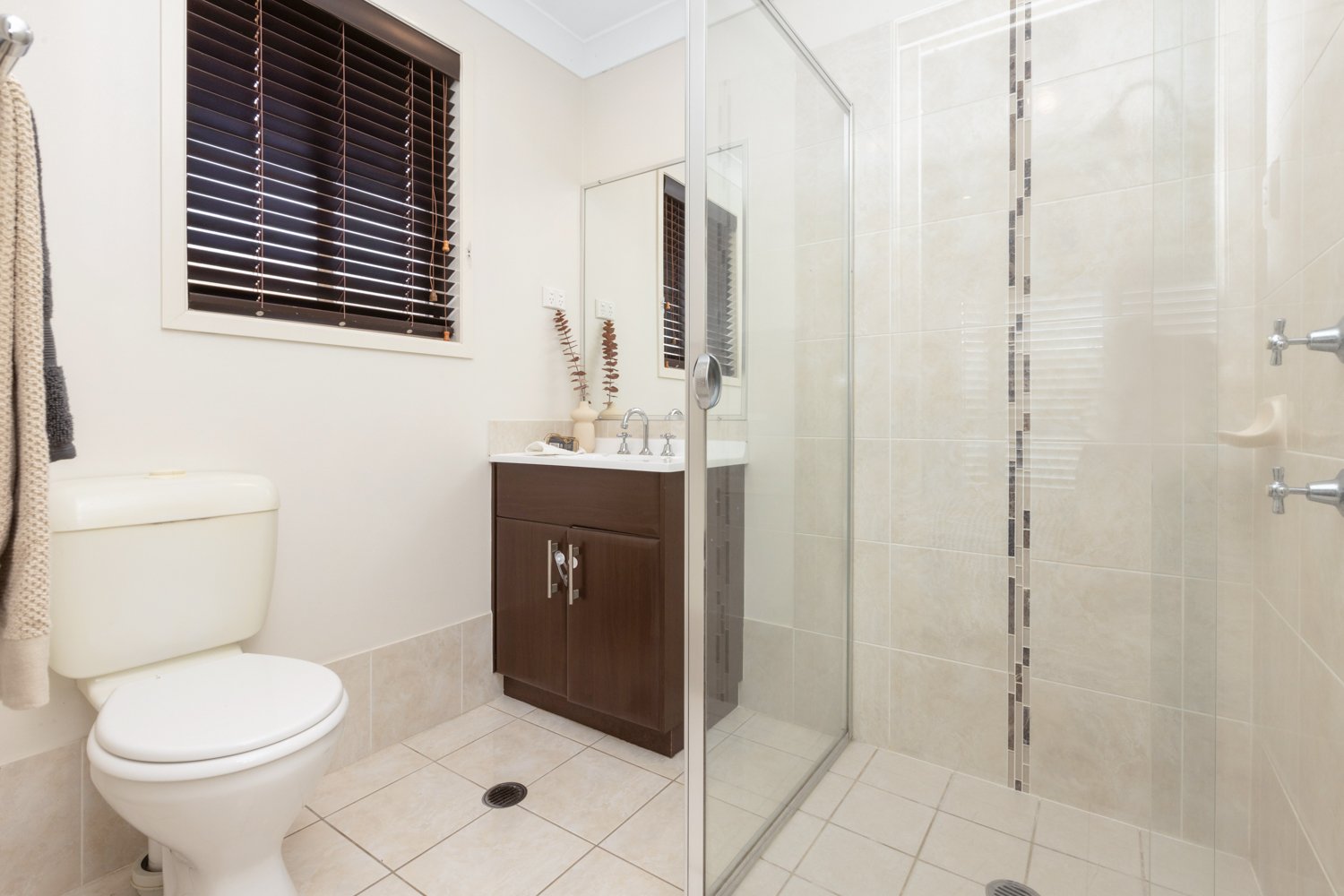 53 Jenna Drive RAWORTH 14