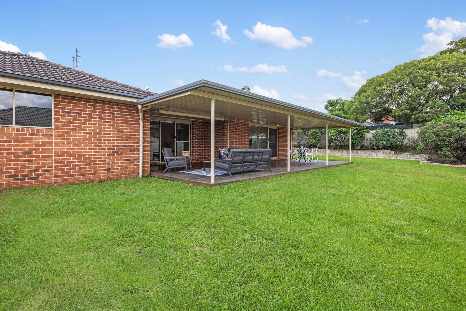53 Jenna Drive RAWORTH 27