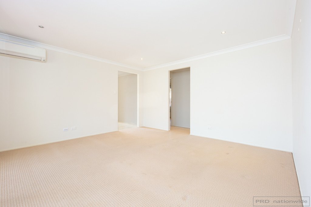 53 Jenna Drive RAWORTH 11