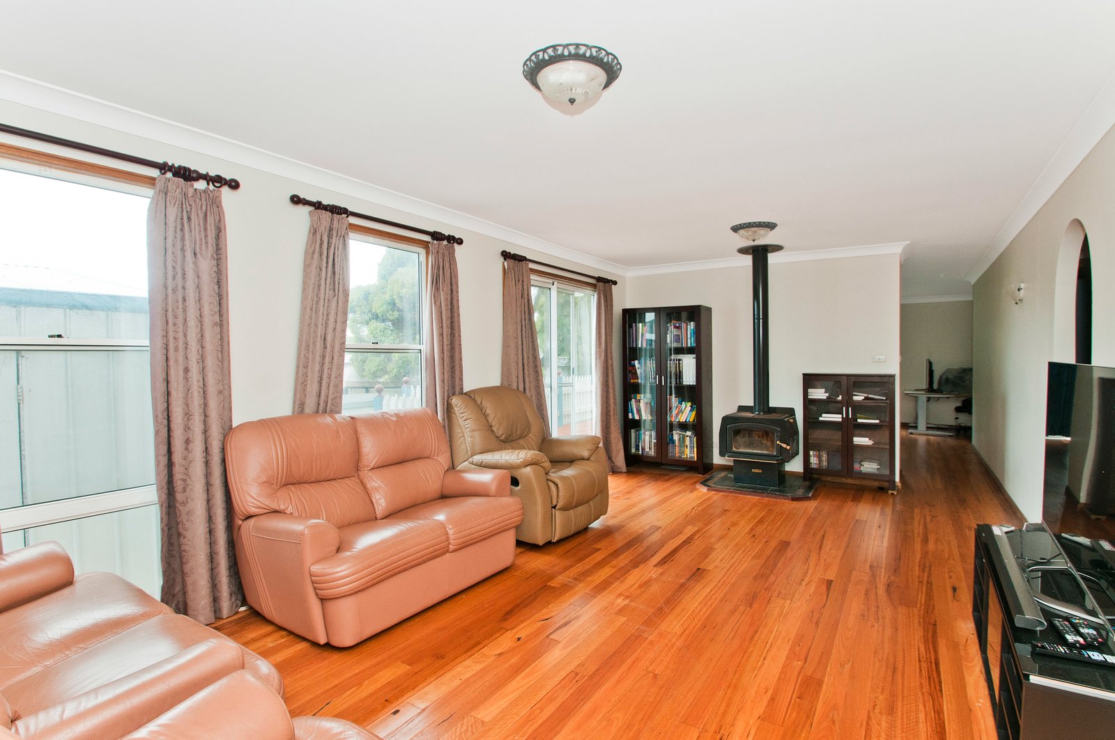 53 Kapooka Ave  DAPTO 2