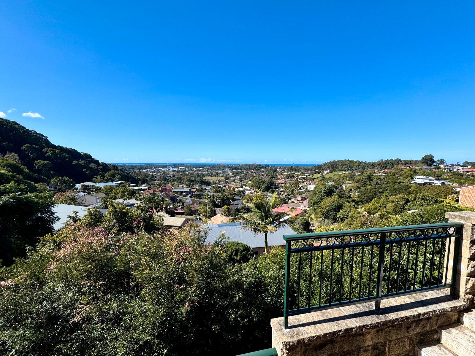 53 Kratz Drive COFFS HARBOUR 2