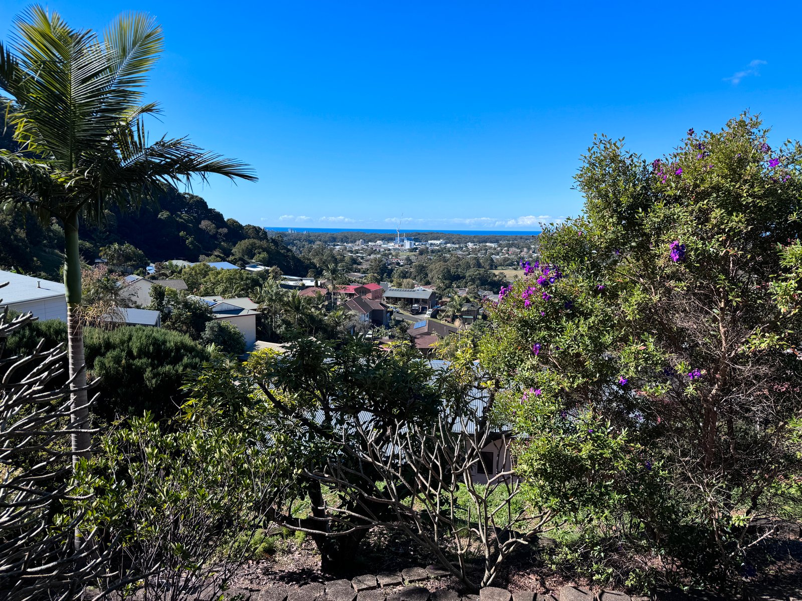 53 Kratz Drive COFFS HARBOUR 31