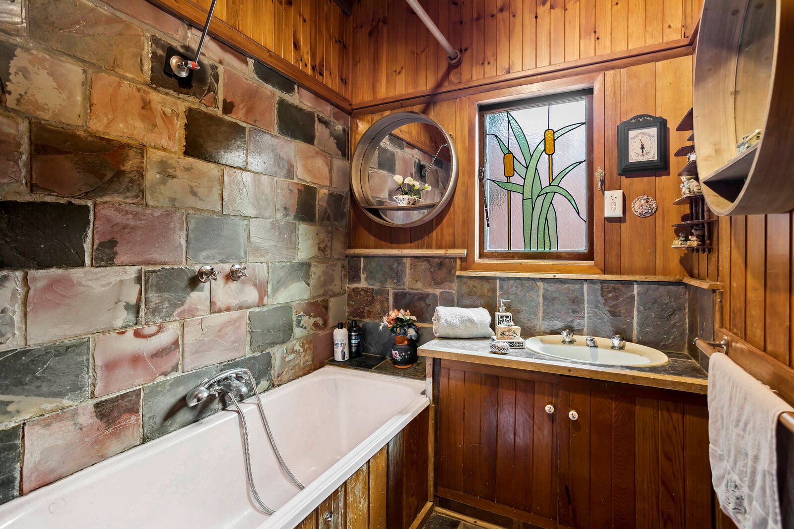 Real Estate and Property in 53 Latrobe Street, Hughesdale, VIC