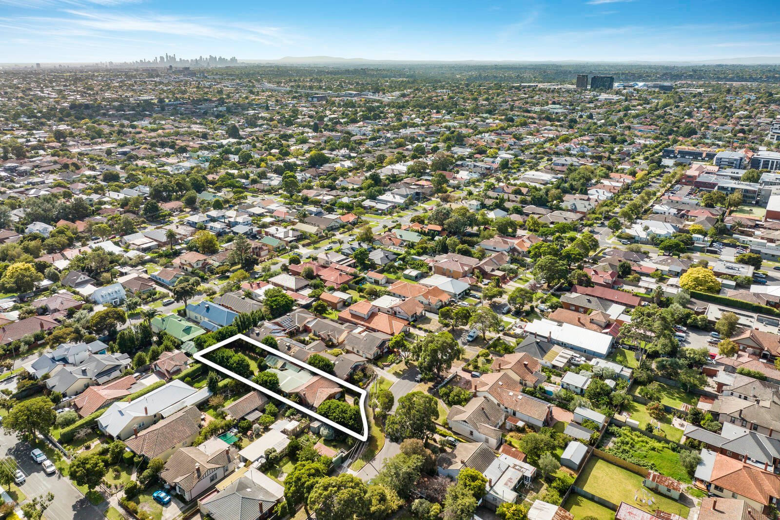 Real Estate and Property in 53 Latrobe Street, Hughesdale, VIC