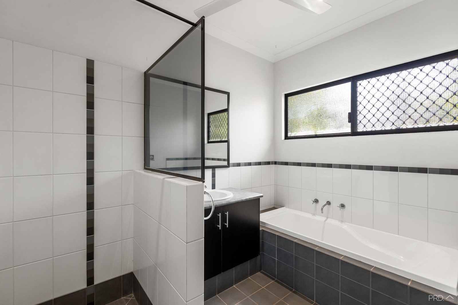 53 Lorikeet Drive DJUGUN 3