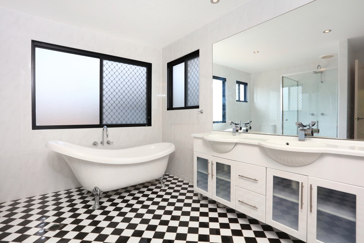 53 Macquarie Avenue MOLENDINAR 8
