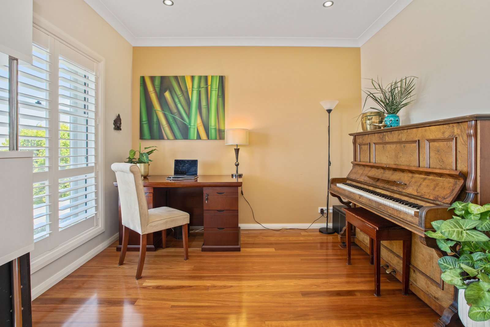 53 McKeachie Drive ABERGLASSLYN 5