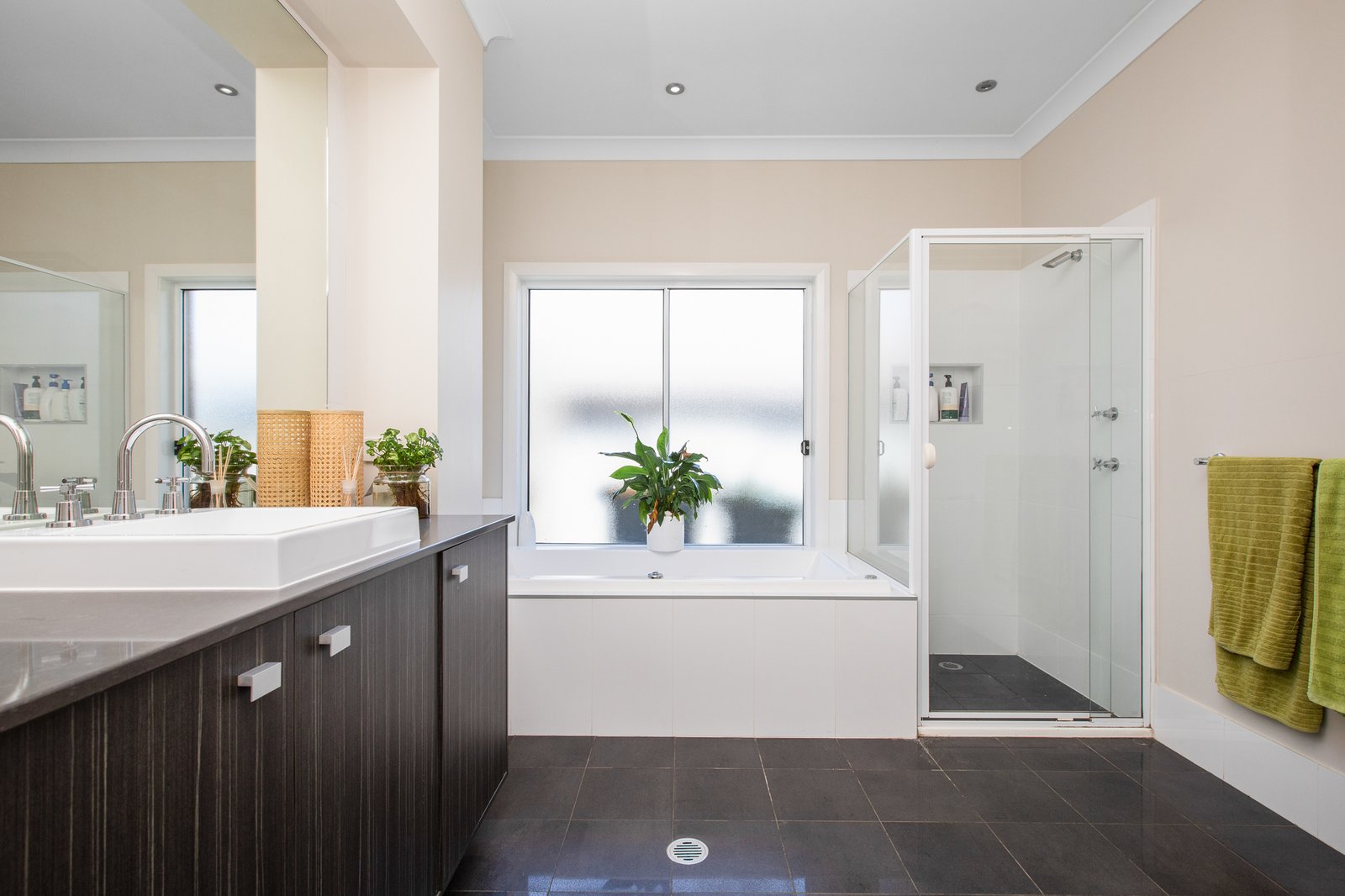 53 McKeachie Drive ABERGLASSLYN 14