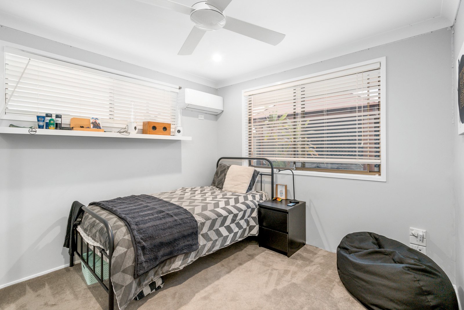 53 Melaleuca Drive PALM BEACH 9