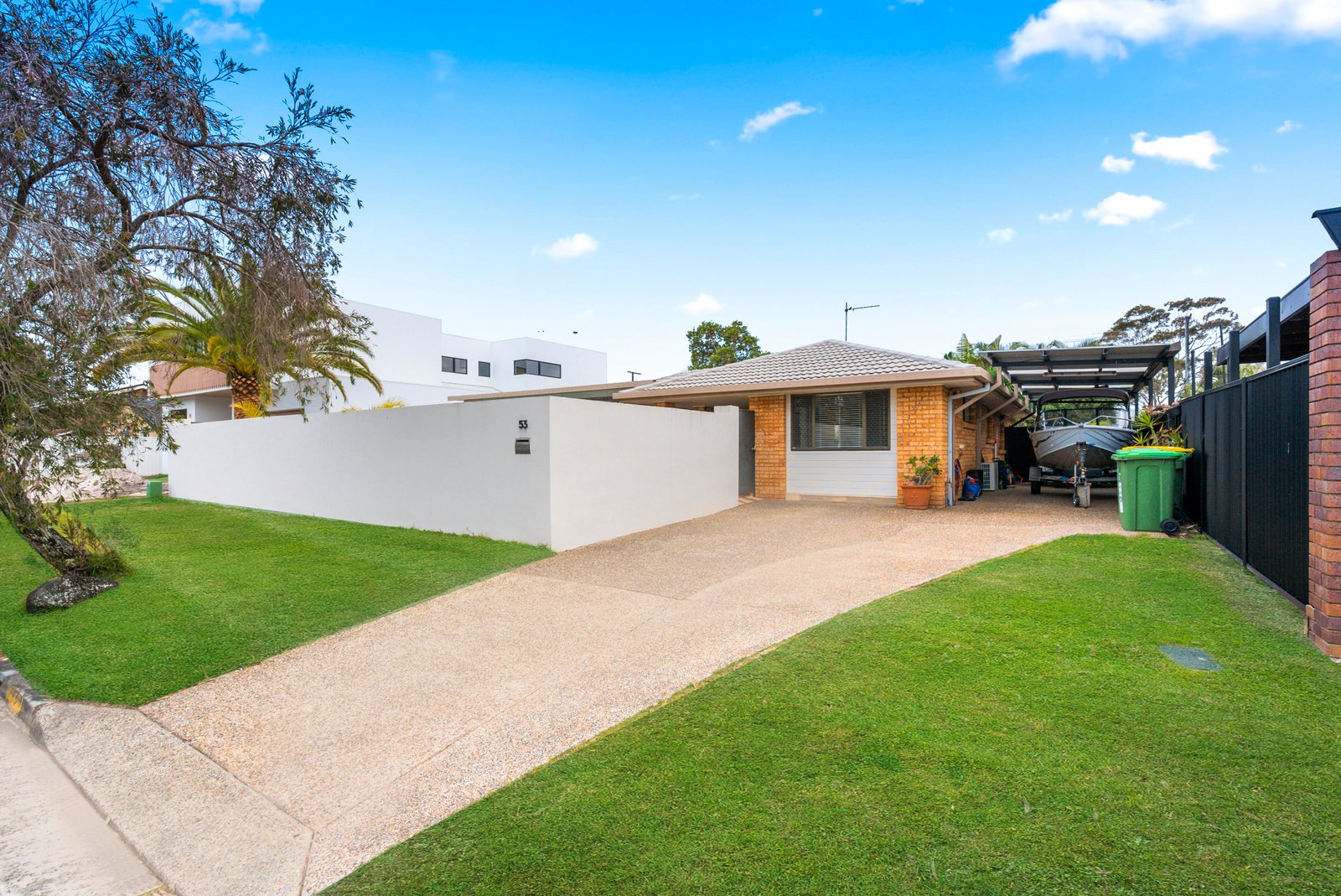 53 Melaleuca Drive PALM BEACH 11