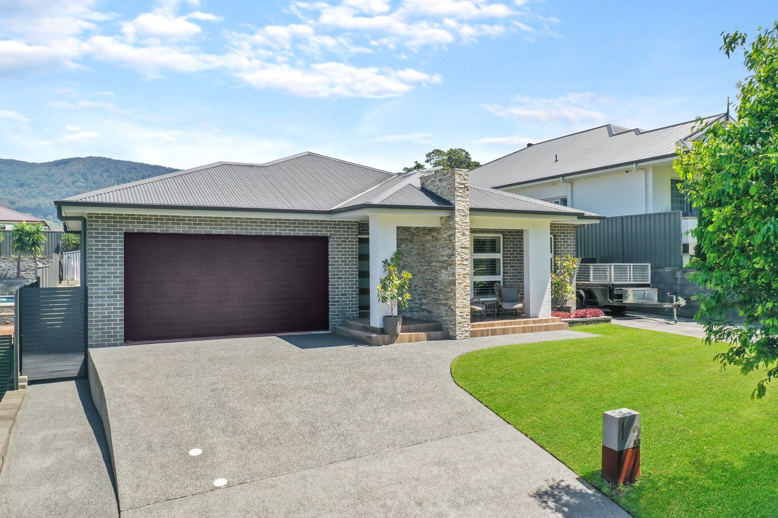 53 Morson Avenue HORSLEY 2