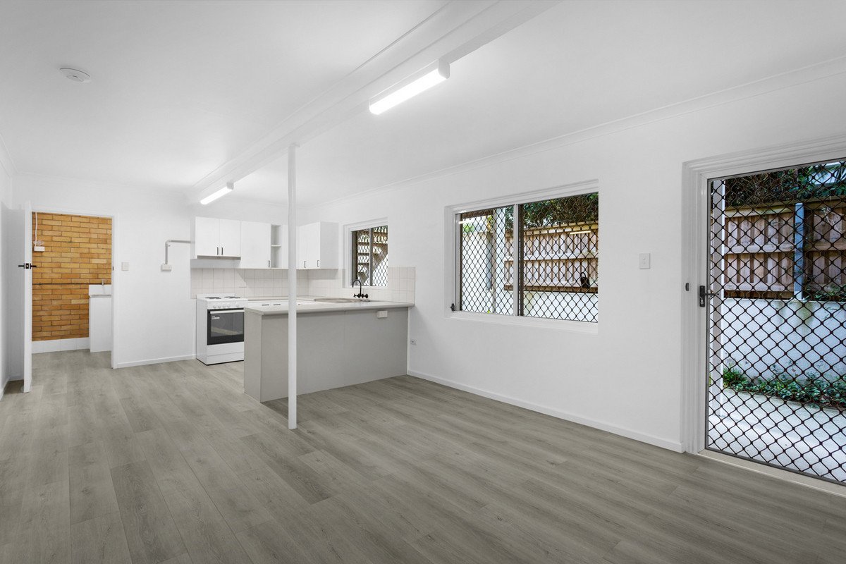 5/3 Nineteenth Avenue PALM BEACH 5