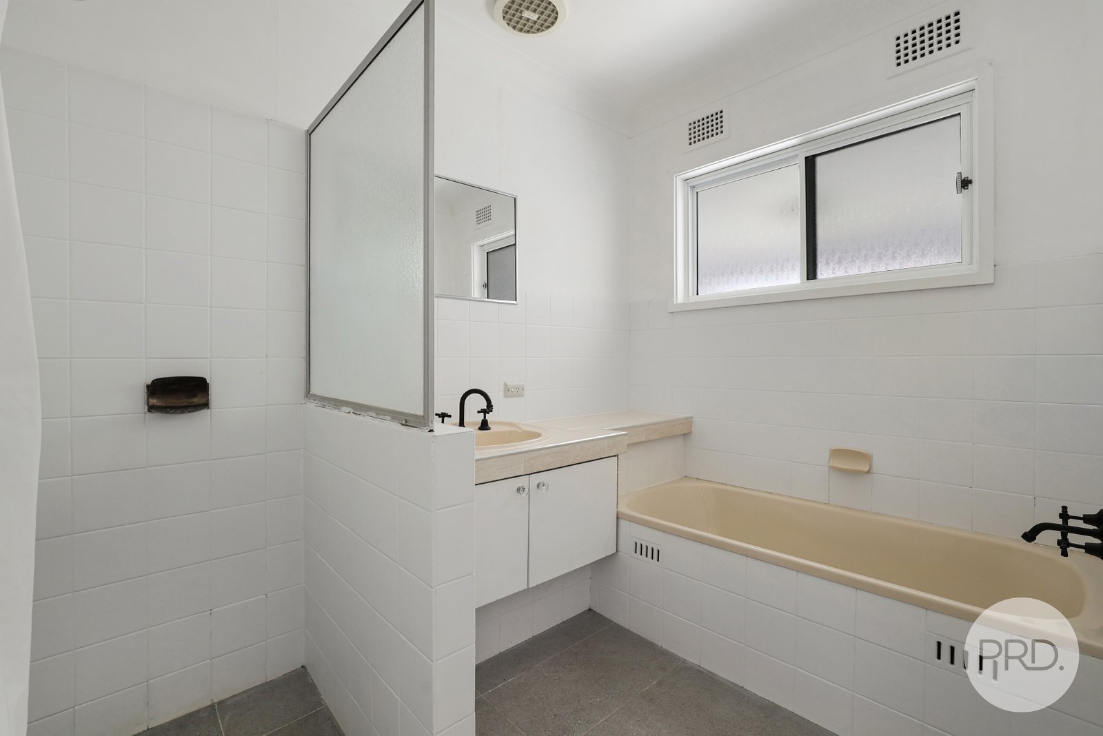 53 Nowland Avenue QUIRINDI 13