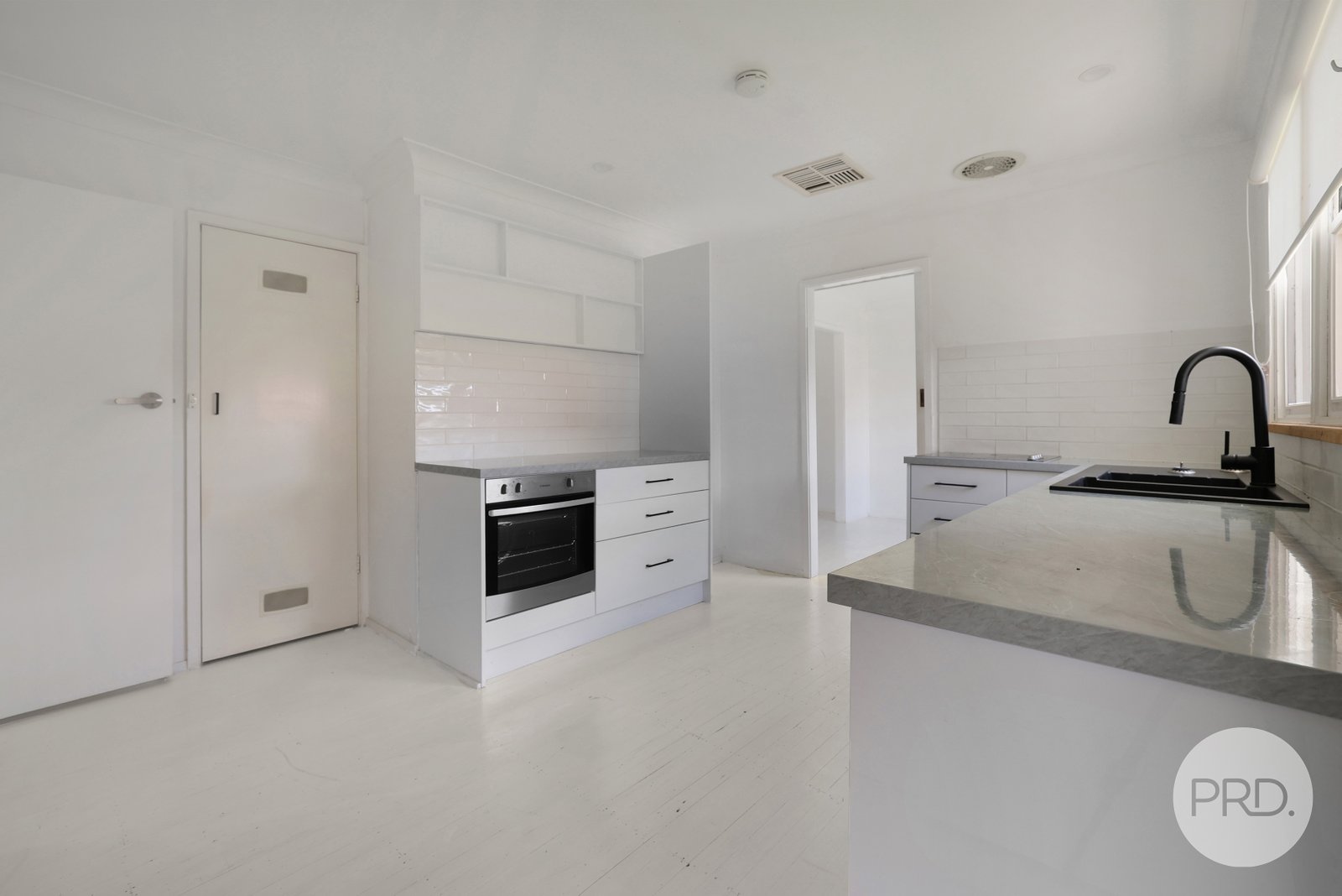 53 Nowland Avenue QUIRINDI 8