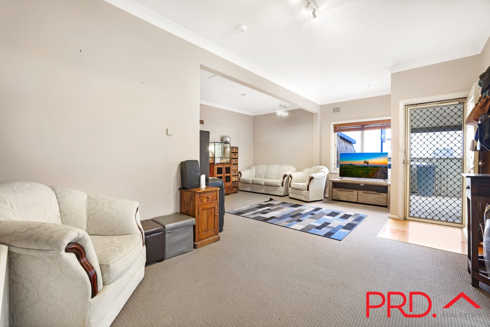 53 Oak Street TAMWORTH 7