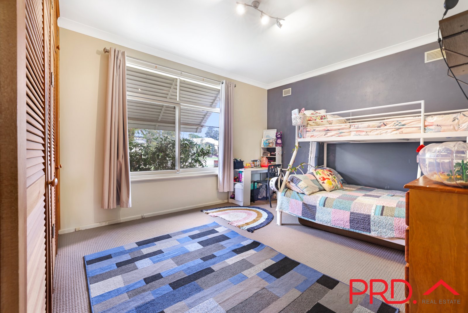 53 Oak Street TAMWORTH 11