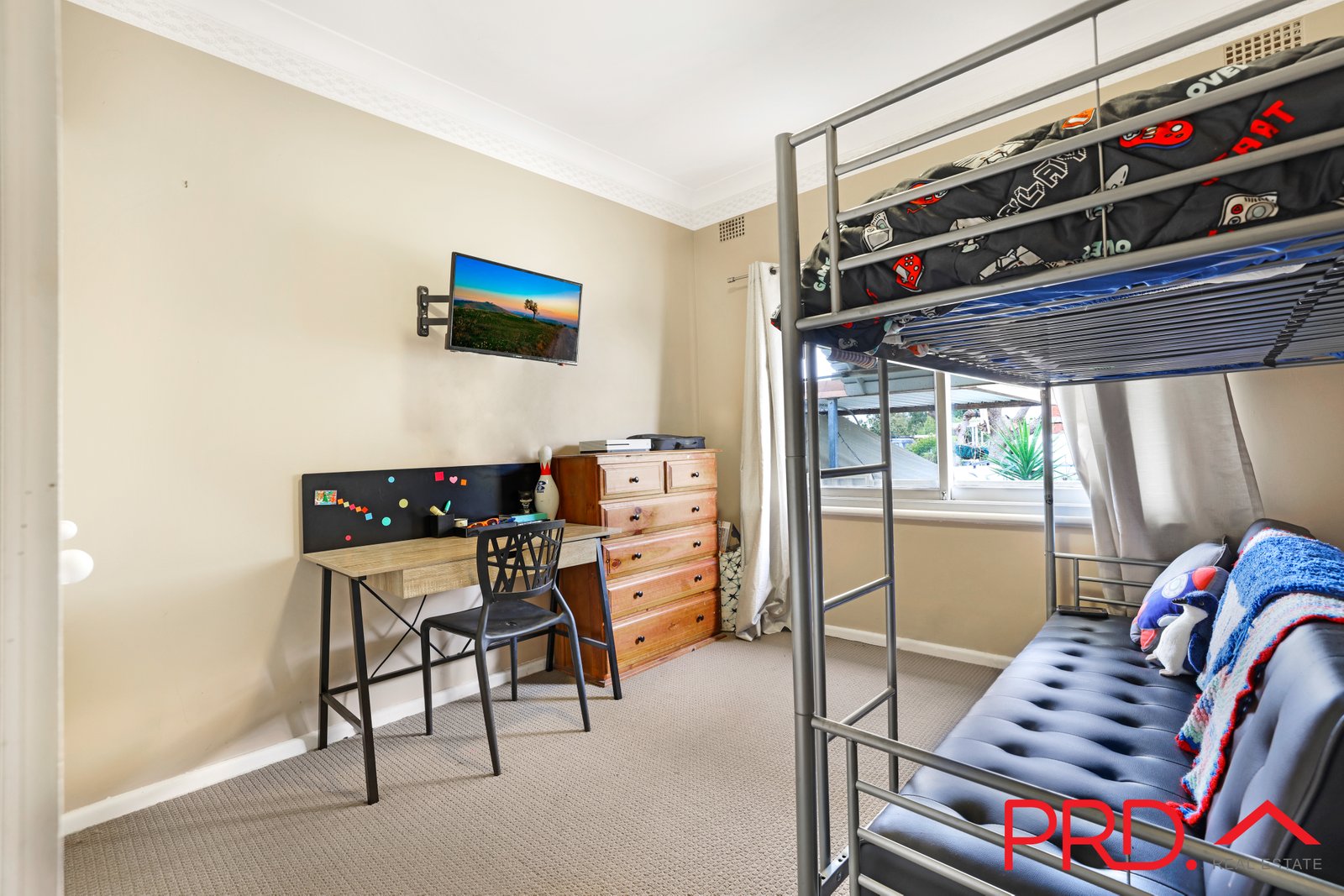 53 Oak Street TAMWORTH 12