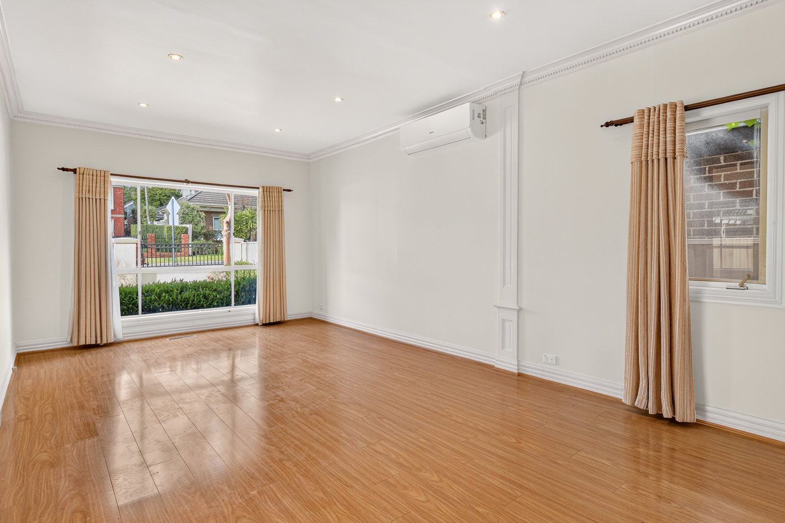 Gallery: 53 Panoramic Grove