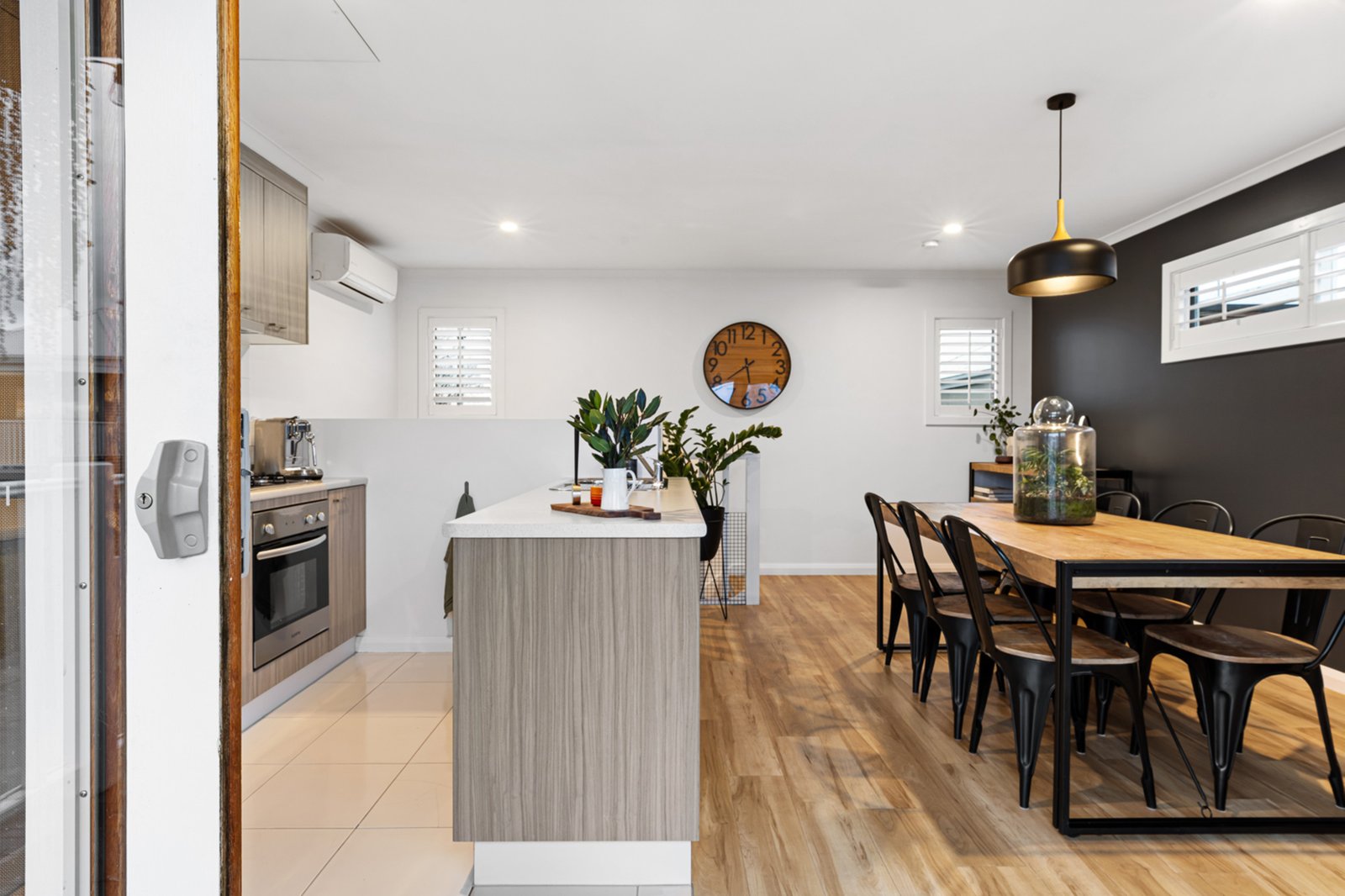 Gallery: 53 Peel Street South