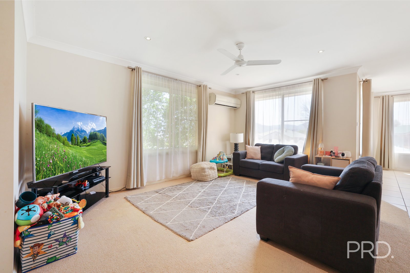 53 Peregrine Avenue CALALA 5
