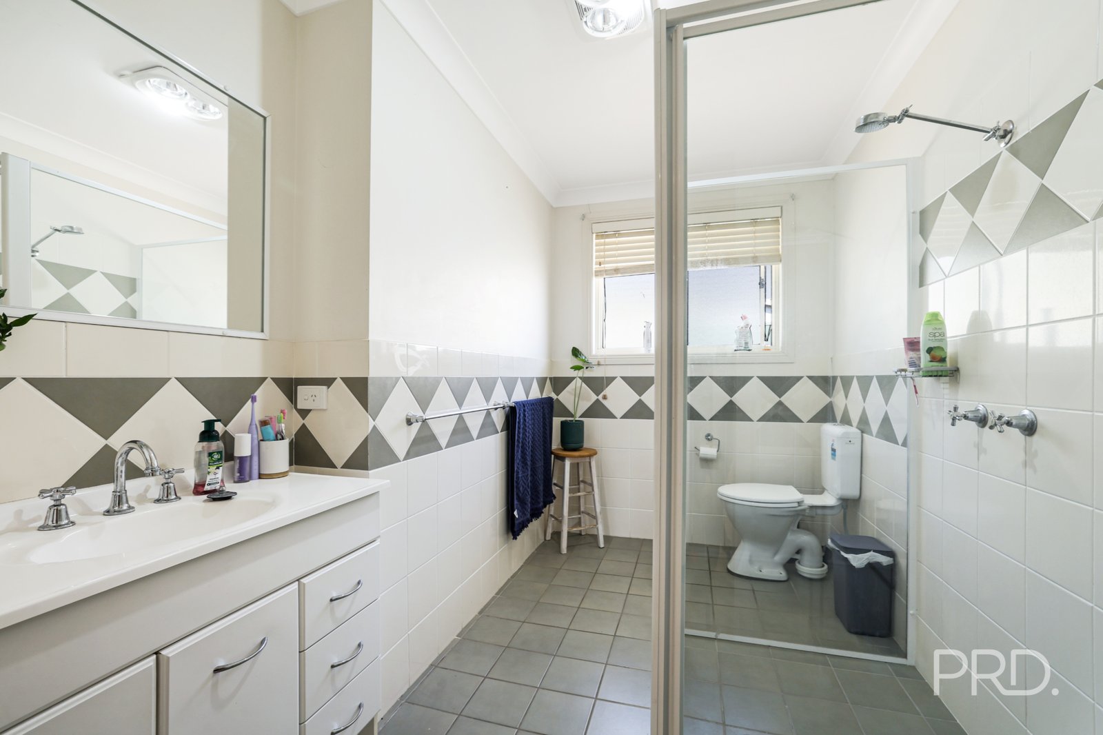 53 Peregrine Avenue CALALA 14