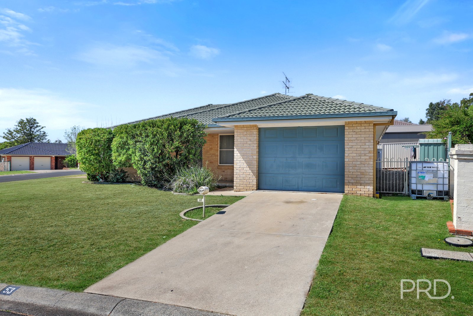 53 Peregrine Avenue CALALA 27