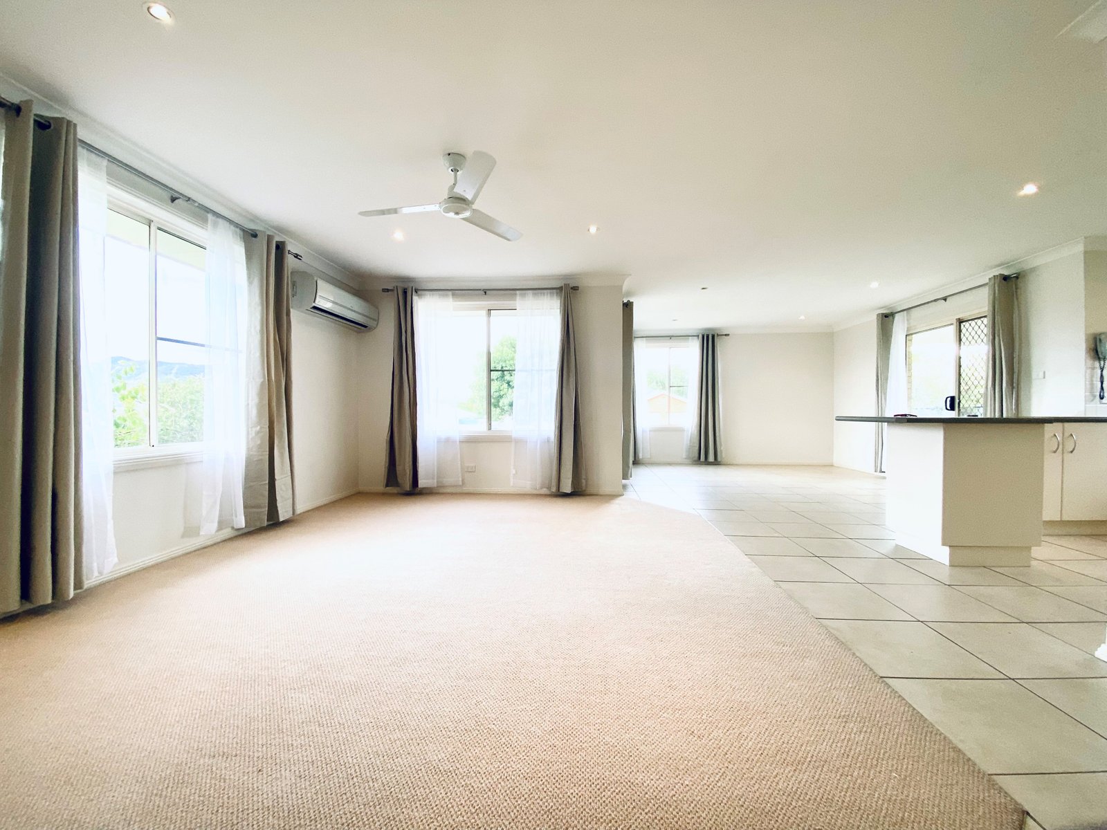 53 Peregrine Avenue CALALA 4