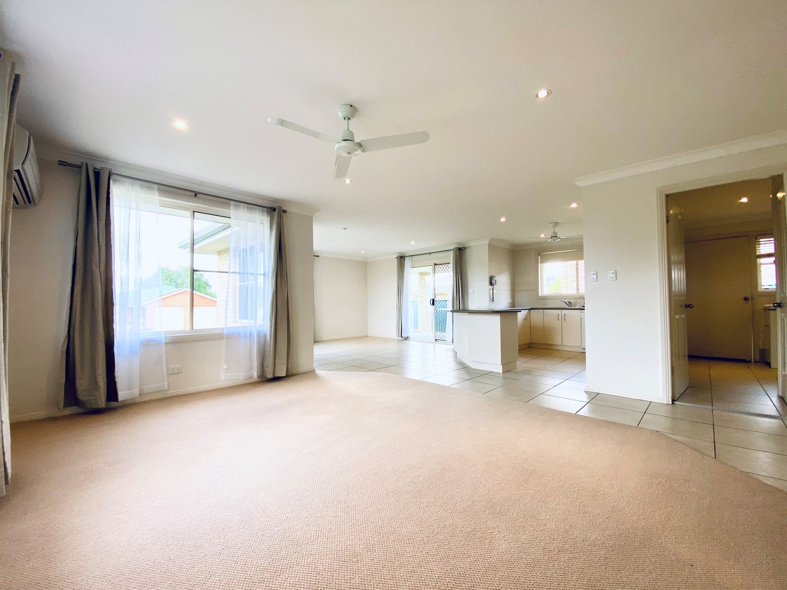 53 Peregrine Avenue CALALA 5