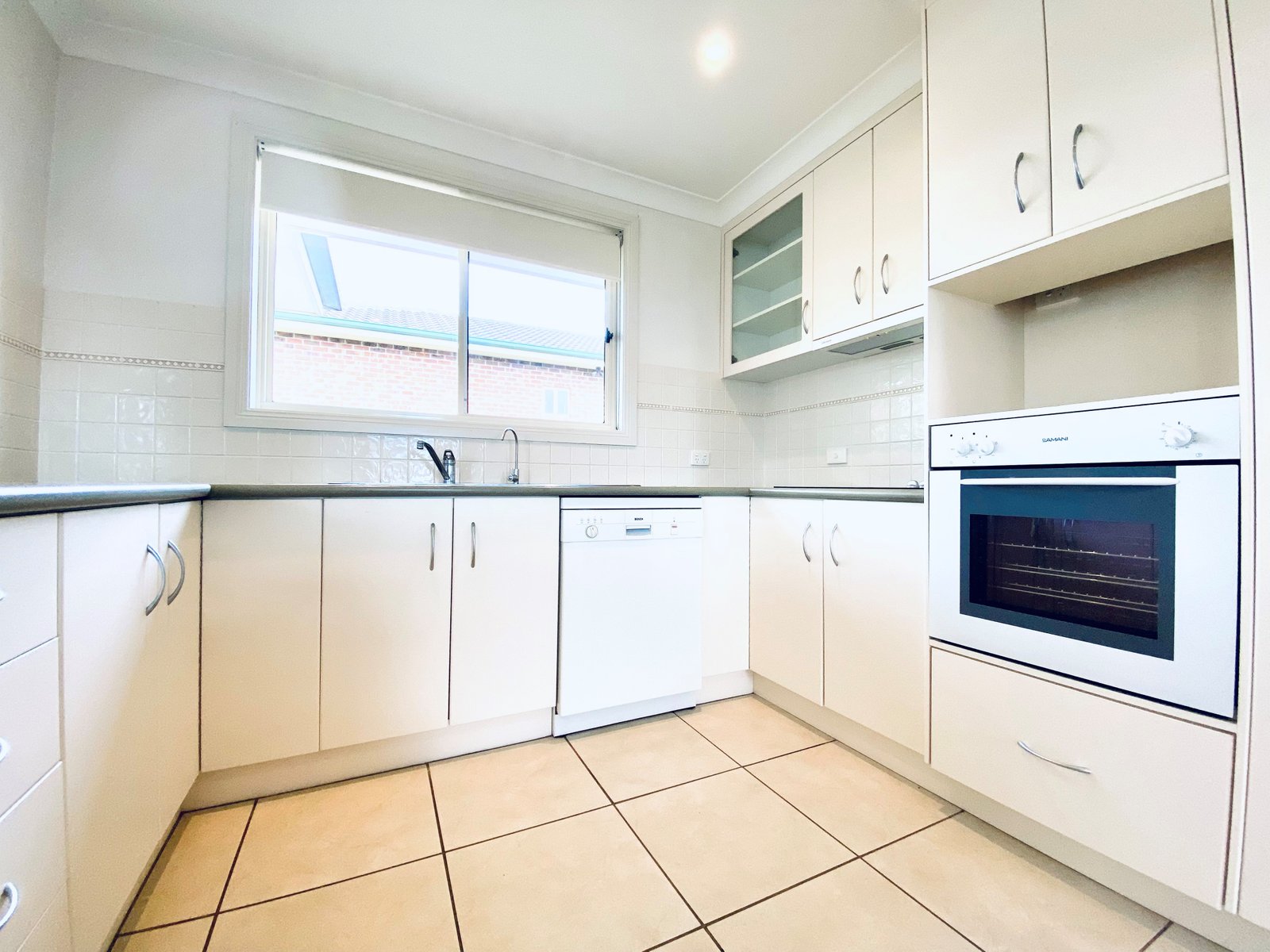 53 Peregrine Avenue CALALA 7