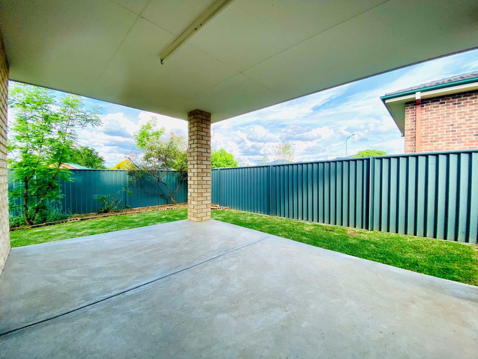 53 Peregrine Avenue CALALA 17