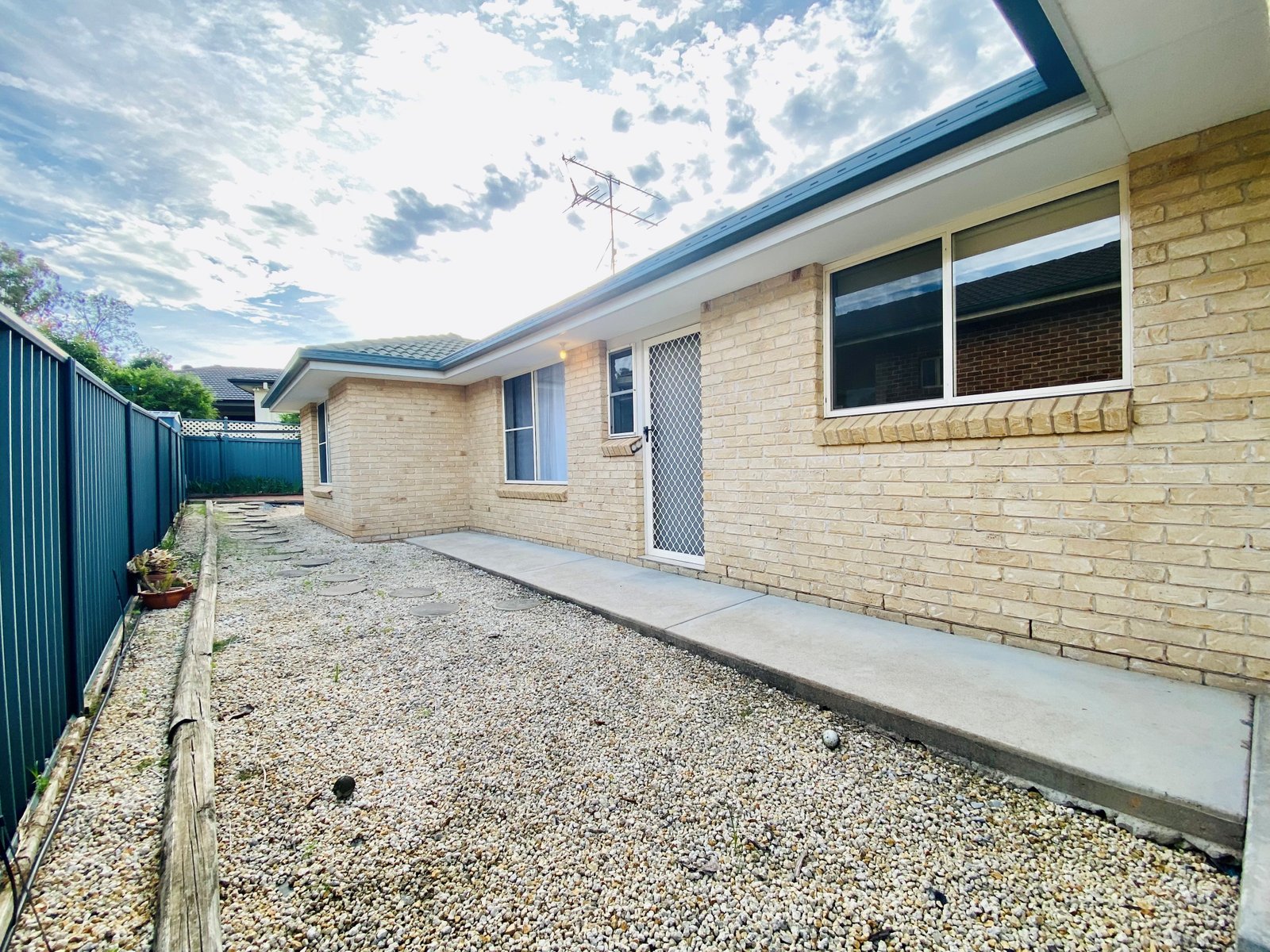 53 Peregrine Avenue CALALA 19