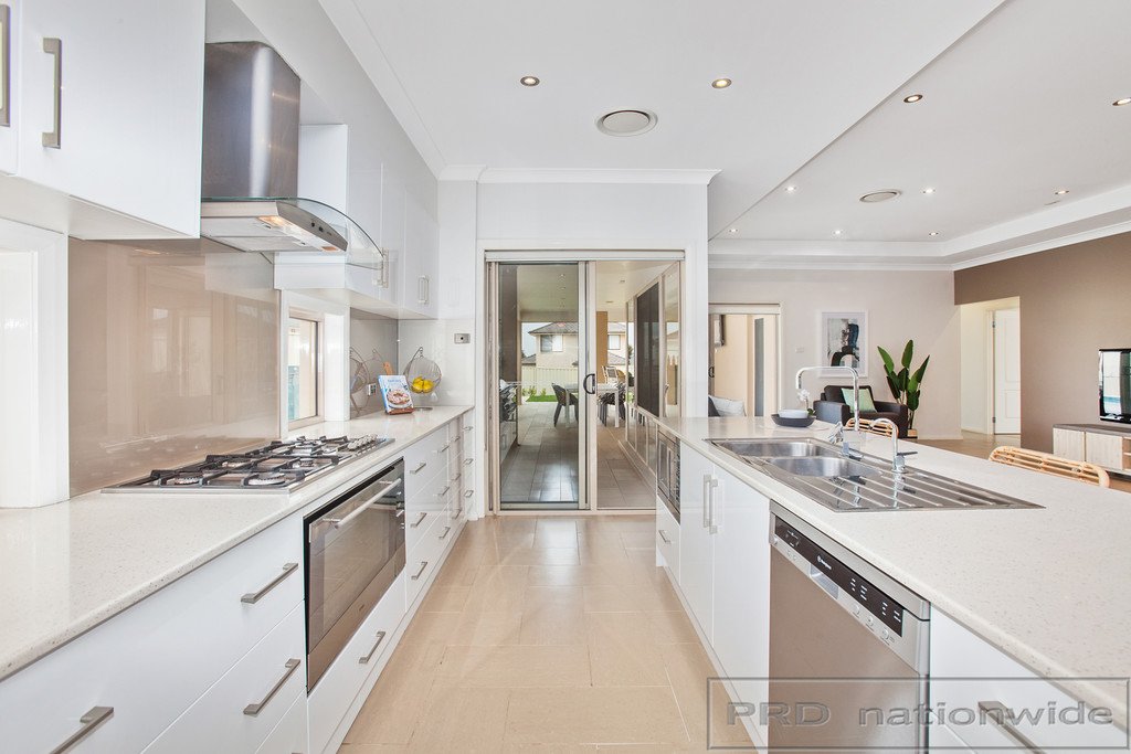 53 Peterson Parade THORNTON 9