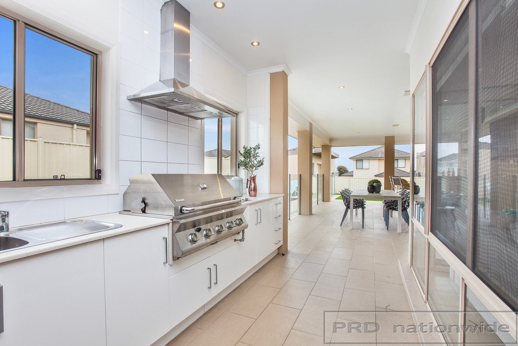 53 Peterson Parade THORNTON 10