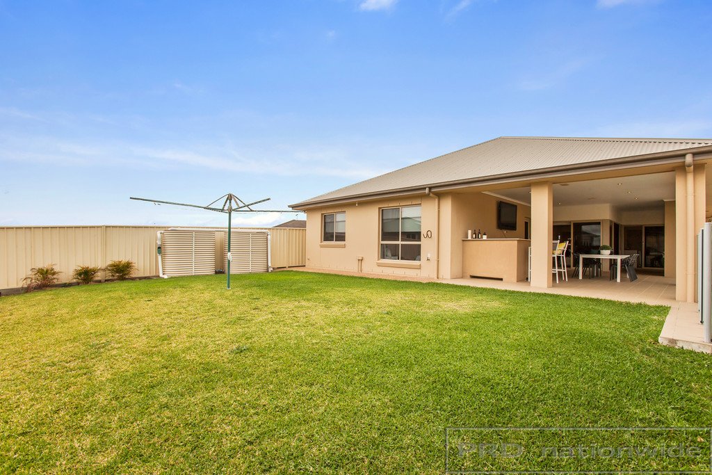 53 Peterson Parade THORNTON 19