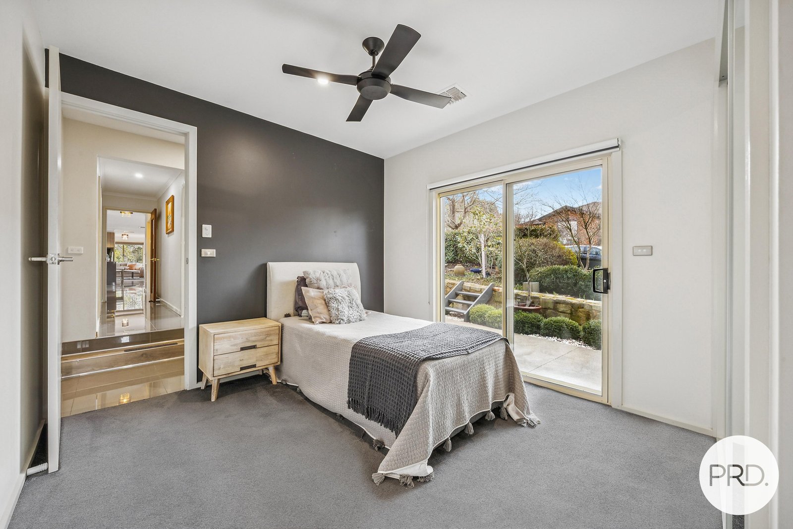 53 Proserpine Circuit AMAROO 11